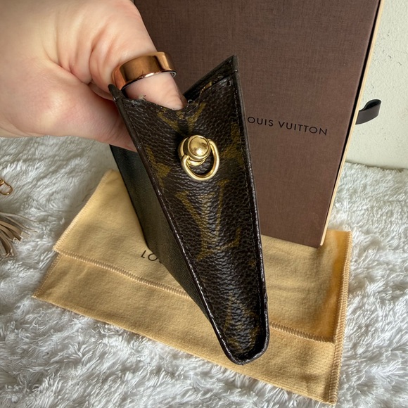 Louis Vuitton Monogram Bucket GM Pouch, COA - Picture 4 of 12